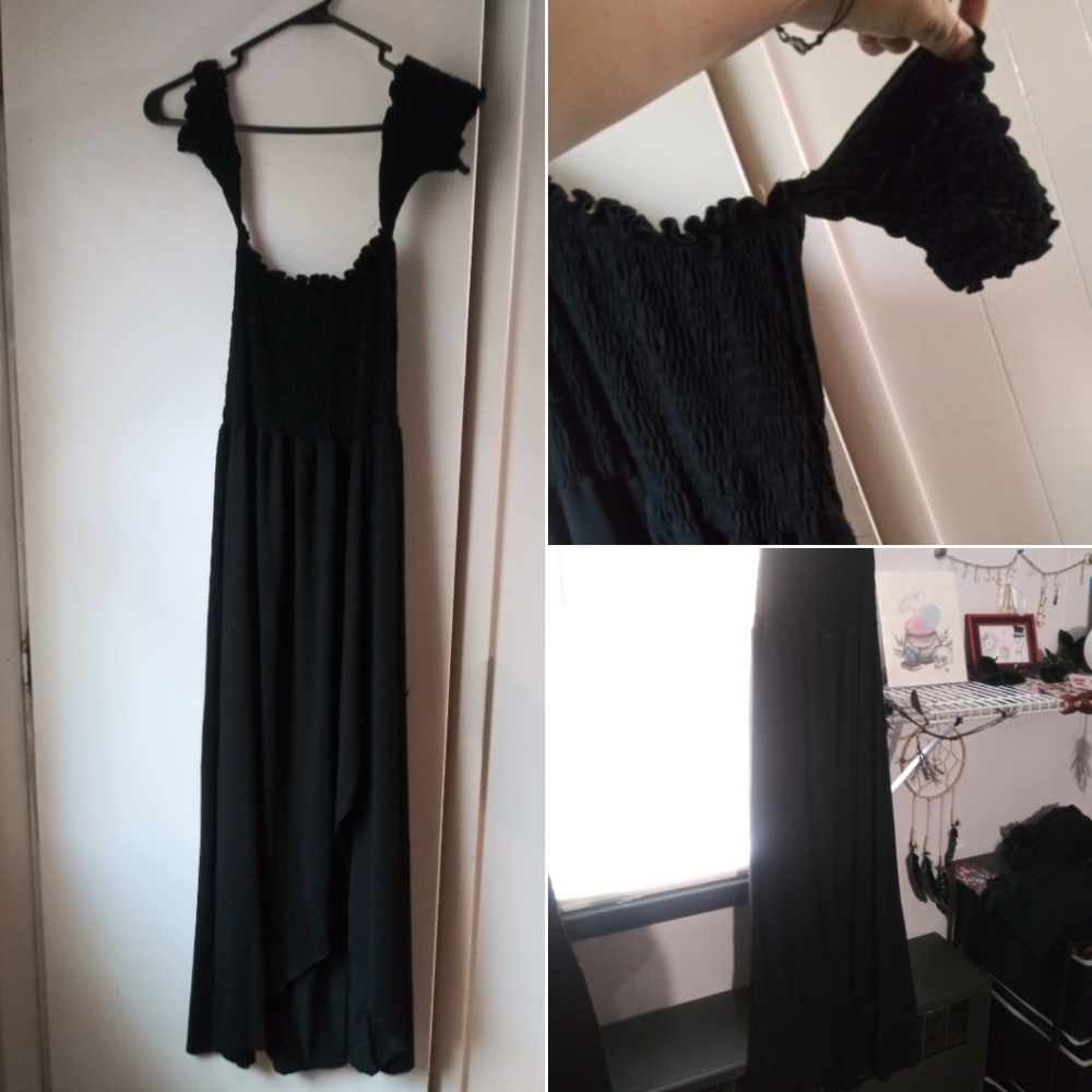 Off shoulder maxi